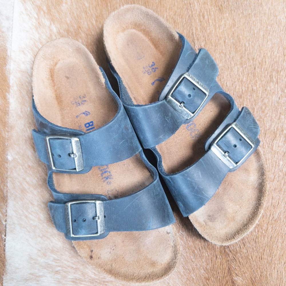 Blue Oiled leather Arizona Birkenstock (welcome to offers always)